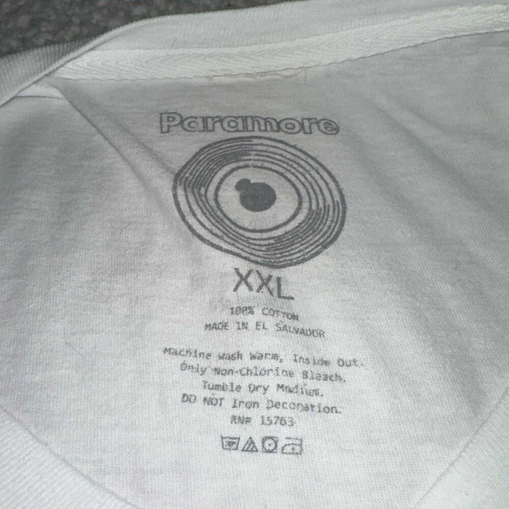 Paramore in North America 2023 Tour Graphic Tee Size 2XL NWOT - Picture 8 of 12
